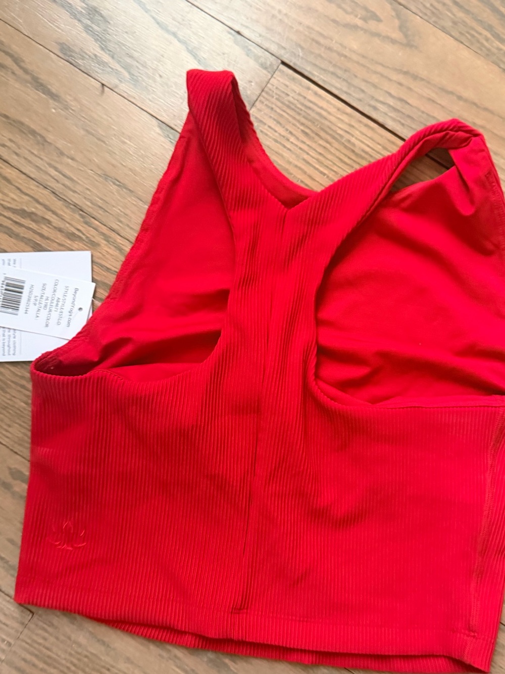 Beyond Yoga Holly Red Refocus Ribbed Cropped  Bralette